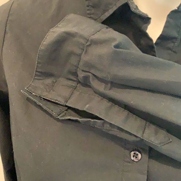 ZAC & RACHEL Asymmetrical Hi/Lo Button-Front, Long-Sleeve Shirt - Picture 7 of 10